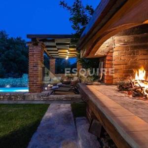 POSEDARJE - Vila s bazenom uz more- 2.redo od mora