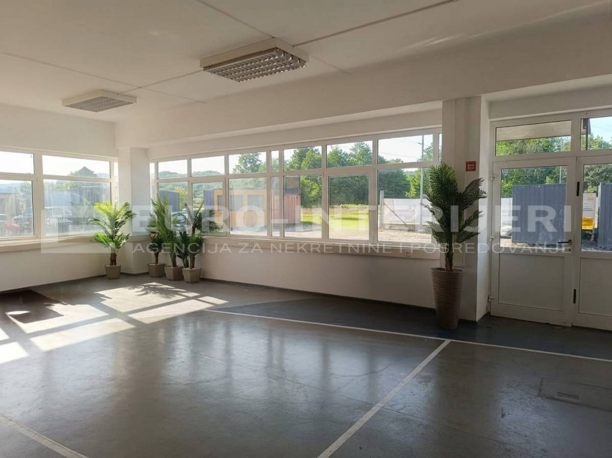 Poslovni prostor: Mala Gorica, izložbeno-prodajni salon 65,82 m²