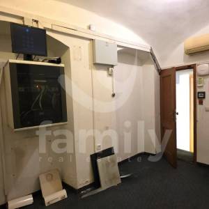 POSLOVNI PROSTOR NA FREKVENTNOJ LOKACIJI U CENTRU POŽEGE