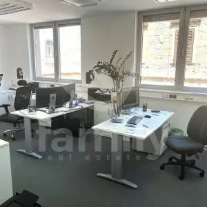 POSLOVNI PROSTOR NA FREKVENTNOJ LOKACIJI U CENTRU PULE
