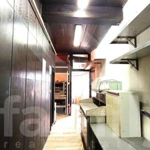 POSLOVNI PROSTOR NA ODLIČNOJ LOKACIJI