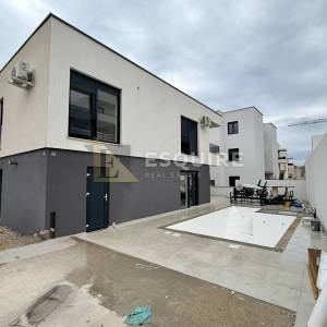 POVLJANA  - NAMJEŠTENA DUPLEX KUĆA S GRIJANIM BAZENOM!!