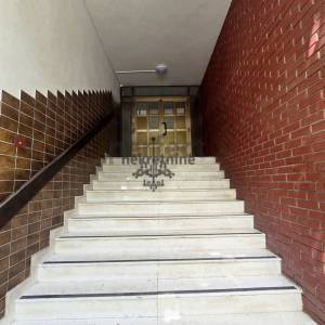 PREČKO-SIBELIUSOVA-3.5 sobni stan, 79m2, II. kat, lift, blizina Jaruna