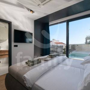 PRESTIŽNA VILLA SA PANORAMSKIM POGLEDOM NA MORE