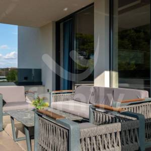 PRESTIŽNA VILLA SA PANORAMSKIM POGLEDOM NA MORE