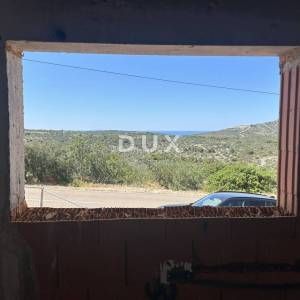 PRIMOŠTEN – Dvosoban stan u prizemlju, terasa i pogled na more