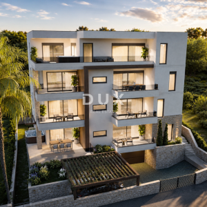 PRIMOŠTEN – Jedan od najviših penthousea s pogledom na more, jacuzzi