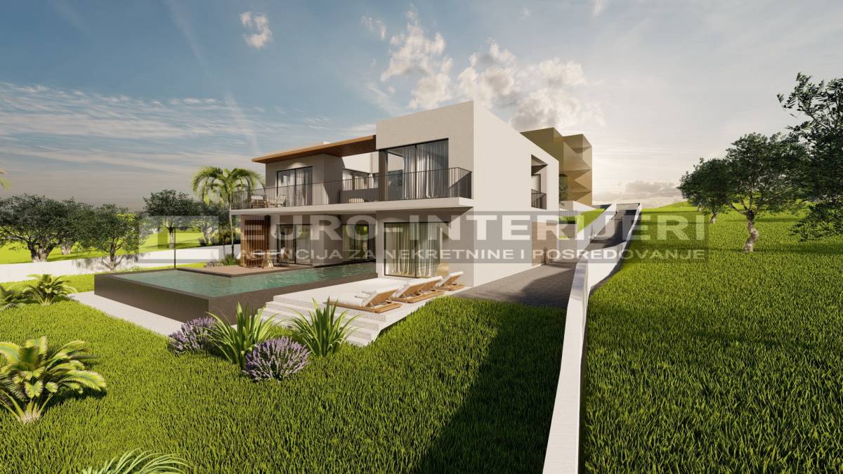 Primošten - zemljište 1.675 m² s građevinskom dozvolom