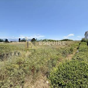 PRIVLAKA – Atraktivno građevinsko zemljište 1.526 m² u blizini mora!