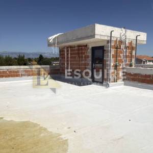 Privlaka-Bilotinjak, dvosobni penthouse sa krovnom terasom!!