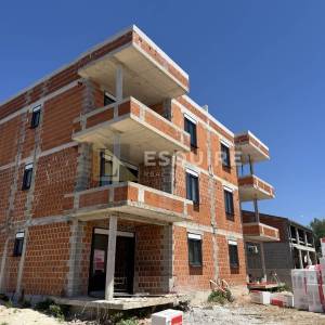 Privlaka-Bilotinjak, dvosobni penthouse sa krovnom terasom!!