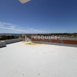 Privlaka-Bilotinjak, dvosobni penthouse sa krovnom terasom!!