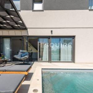 PRIVLAKA - Duplex vila s bazenom 3. red od mora - 190m2