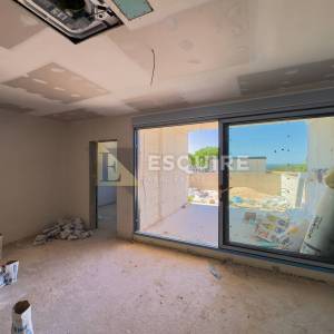 PRIVLAKA - Dvosoban stan S3 s vrtom, USELJIVO- 88m2