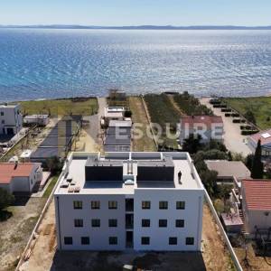 PRIVLAKA - Dvosoban stan S3 s vrtom, USELJIVO- 88m2