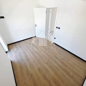 Privlaka – Dvosoban stan u novogradnji, 100 m od mora i 2 parkirna mjesta