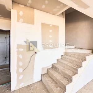 PRIVLAKA - Dvosoban troetažni stan S7, USELJIVO - 130m2
