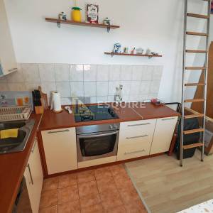 PRIVLAKA - Jednosoban apartman 350m od mora - 45m2