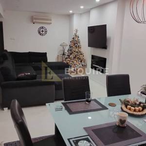 PRIVLAKA - kuća sa dvije stambene jedinice 80m od mora - 140m2
