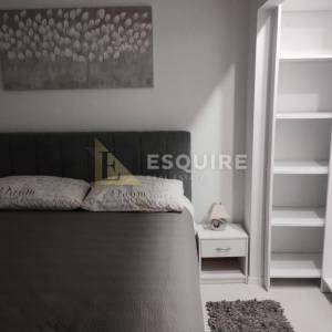 PRIVLAKA - kuća sa dvije stambene jedinice 80m od mora - 140m2