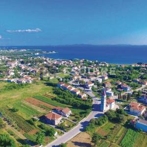PRIVLAKA - MLETAK - Zemljište s dozvolom za kuću - 475m2