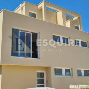PRIVLAKA – Moderna duplex vila s bazenom i panoramskim pogledom na more!!