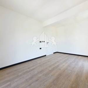 Privlaka – Penthouse apartman s bazenom i krovnom terasom 100 m od mora