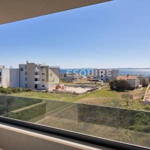 PRIVLAKA - Penthouse S5 s bazenom i pogledom na more - 90m2