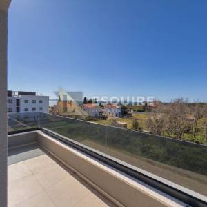 PRIVLAKA - Penthouse S5 s bazenom i pogledom na more - 90m2