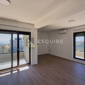 PRIVLAKA - Penthouse S5 s bazenom i pogledom na more - 90m2