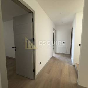 PRIVLAKA - predivna luksuzna duplex vila s bezenom!!
