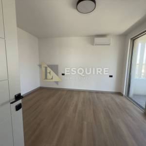 PRIVLAKA - predivna luksuzna duplex vila s bezenom!!