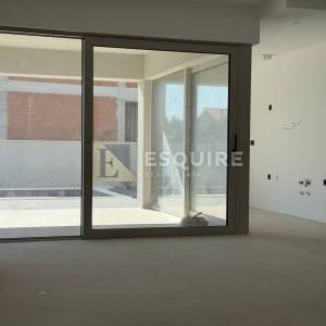 PRIVLAKA - predivna luksuzna duplex vila s bezenom!!