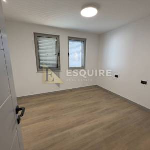 PRIVLAKA - predivna luksuzna duplex vila s bezenom!!