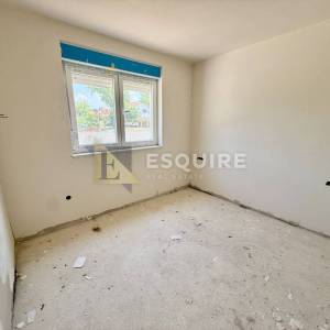 PRIVLAKA – Sabunike, dvosoban apartman u prizemlju s vrtom!!