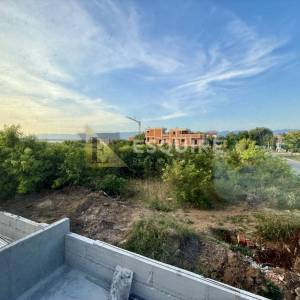 PRIVLAKA – Sabunike | Moderan trosoban penthouse na 1. katu s prostranom terasom!