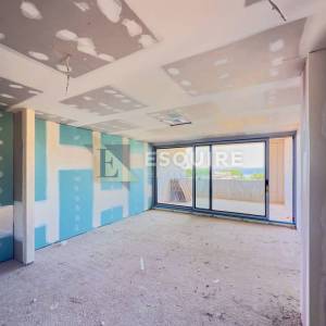 PRIVLAKA - Trosoban stan S6 na 1. katu, USELJIVO - 107m2