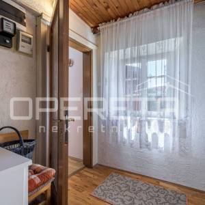 PRODAJA, 1,5 SOBAN STAN, ROVINJ - CENTAR, 35 m2, IZVRSNA LOKACIJA , DVOSTRANI, P