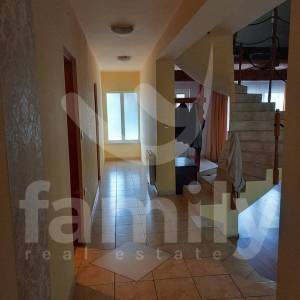 PRODAJA ATRAKTIVNE OBITELJSKE KUĆE U OKOLICI PULE