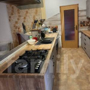 PRODAJA ATRAKTIVNE OBITELJSKE KUĆE U OKOLICI PULE