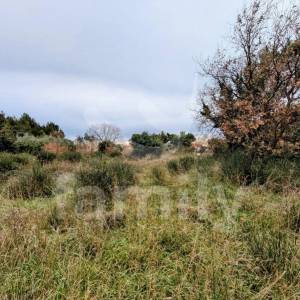 PRODAJA GRAĐEVINSKOG ZEMLJIŠTA NA ATRAKTIVNOJ  LOKACIJI