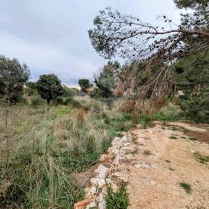 PRODAJA GRAĐEVINSKOG ZEMLJIŠTA NA ATRAKTIVNOJ  LOKACIJI