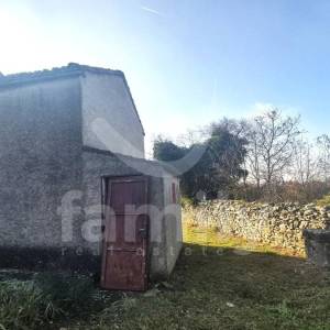 PRODAJA ISTARSKE KAMENE KUĆE NA PREDIVNOJ LOKACIJI