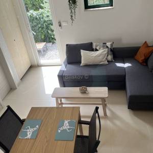 Prodaja, K. Lukšić, prizemnica 34 m2, vrt, parking (2)