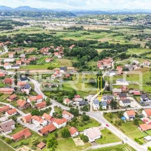 PRODAJA, KUĆA  ROH BAU S IZUZETNIM POTENCIJALOM, MOKRICE, BLIZU CENTRA OROSLAVJA