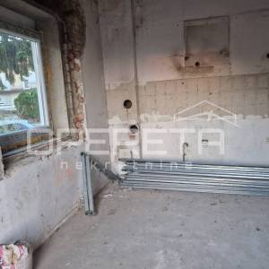 PRODAJA, KUĆA  ROH BAU S IZUZETNIM POTENCIJALOM, MOKRICE, BLIZU CENTRA OROSLAVJA