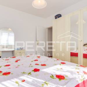 PRODAJA, KUĆA, VELIKA GORICA, GAJEVA, NKP: 325m2, parcela: 857m2