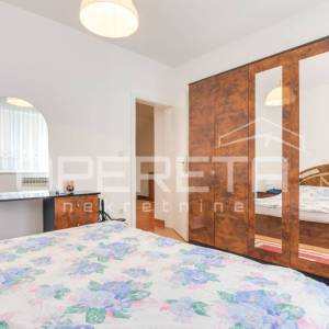 PRODAJA, KUĆA, VELIKA GORICA, GAJEVA, NKP: 325m2, parcela: 857m2