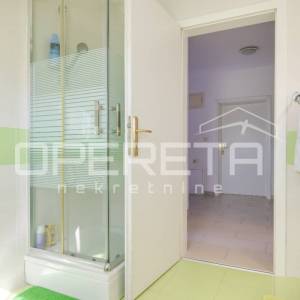 PRODAJA, KUĆA, VELIKA GORICA, GAJEVA, NKP: 325m2, parcela: 857m2