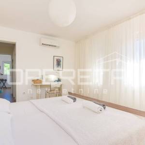PRODAJA, KUĆA/VILLA, PAG - PAG CENTAR, 290 m2 na parceli od 426 m2
